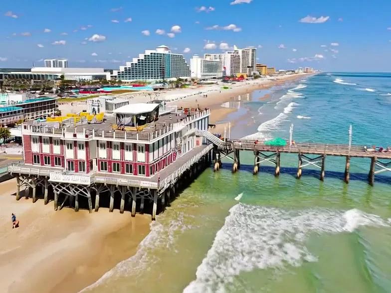 The Main Street Pier in Daytona Beach from above